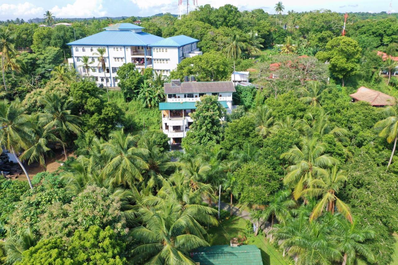 Hotel Sea Avenue - Eco Garden Tangalle Exterior foto
